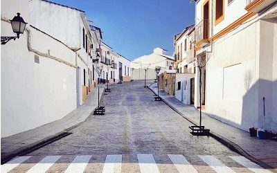 La calle Cerrillo integrada en el proyecto Villa Botánica de Cañete de las Torres